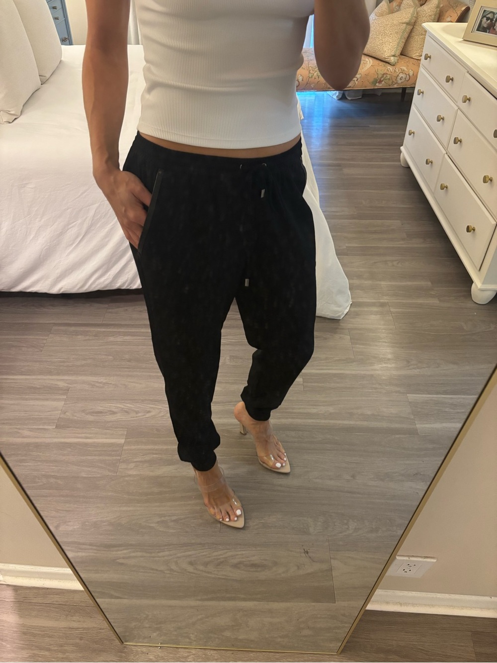 🖤 TAGS Weekend Getaway Style Jogger Pants — Black